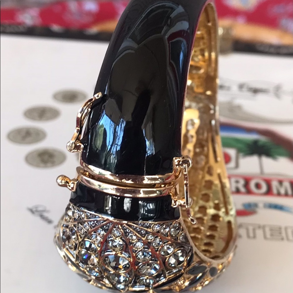 Fabulous vintage black enamel and faux diamond bracelet. - Picture 3 of 11